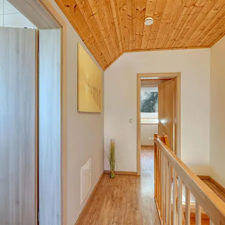 Strandlaeufer By Interhome Prázdninový dům